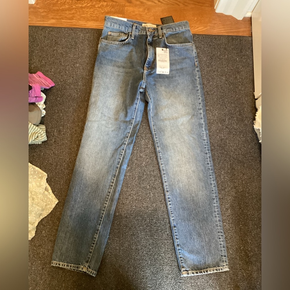 NWT Zara mid rise slim straight jean - Picture 2 of 4